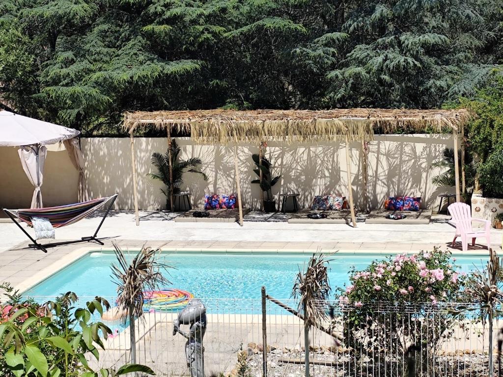 L’espace détente naturiste de L’Île des Plaisirs, réservé aux adultes